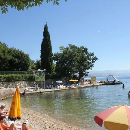 Zdenka - 100 M From The Beach Abbazia