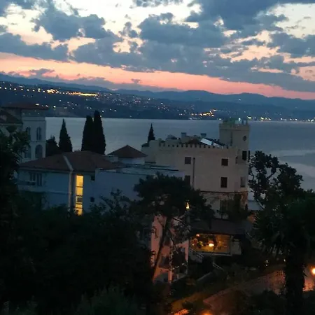 Zdenka - 100 M From The Beach * Opatija