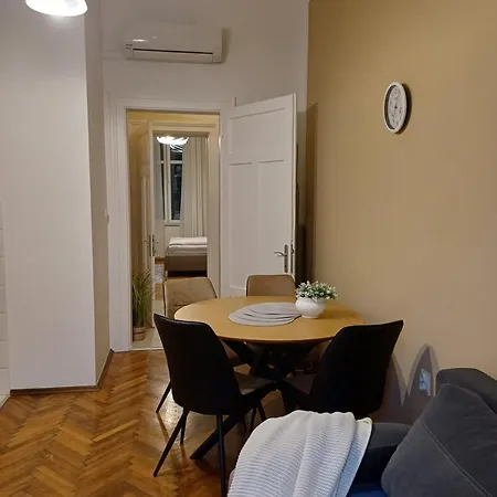 Zdenka - 100 M From The Beach
