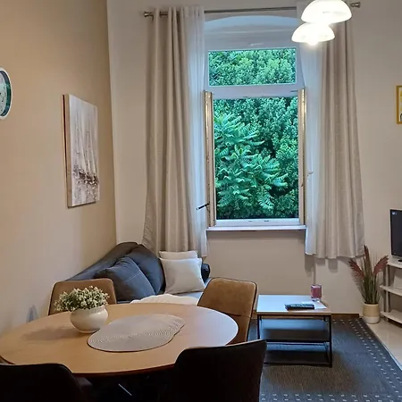 Zdenka - 100 M From The Beach *